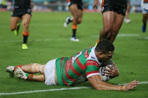 Greg Inglis To Miss Six Months With Torn Acl Sustained In South Sydney S Loss To Wests Tigers