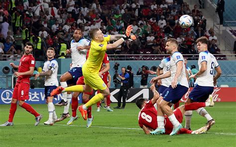 England Thrash Iran 6 2 In Strong Start To World Cup Reuters