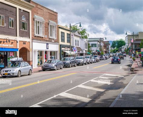 Main Street In Downtown Lake Placid New York Stock Photo Alamy