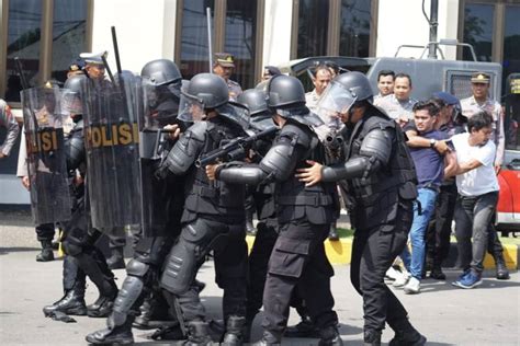 Jelang Pemilu 2024 Polres Lhokseumawe Gelar Simulasi Sispamkota Ops