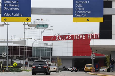 Dallas Love Field to open 3rd airport parking garage