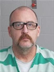 Edward Charles Robidoux A Registered Sex Violent Or Drug Offender In