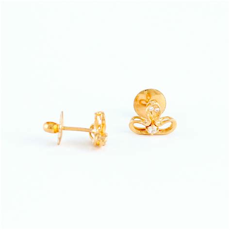 22kt Yellow Gold Ear Stud Es0001337 Swarnamahal Jewellers Ltd