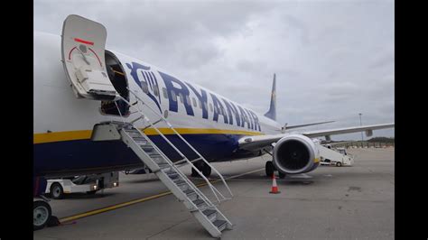 Ryanair Flight Fr 972 London Stansted To Genoa Italy Passengers Clap