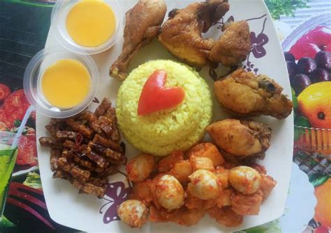 Resep Nasi Kuning Super Simple Oleh Labita Kitchen Cookpad