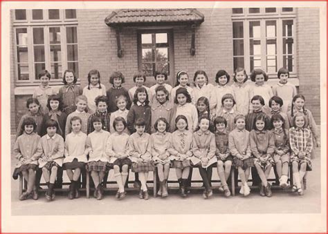 Photo De Classe Classe De 1963 De 1963 ECOLE PAUL BERT Copains D Avant