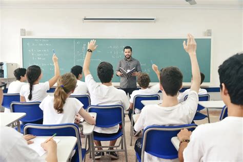 O Que Os Profissionais Da Educação Podem Esperar Com A Aprovação Do