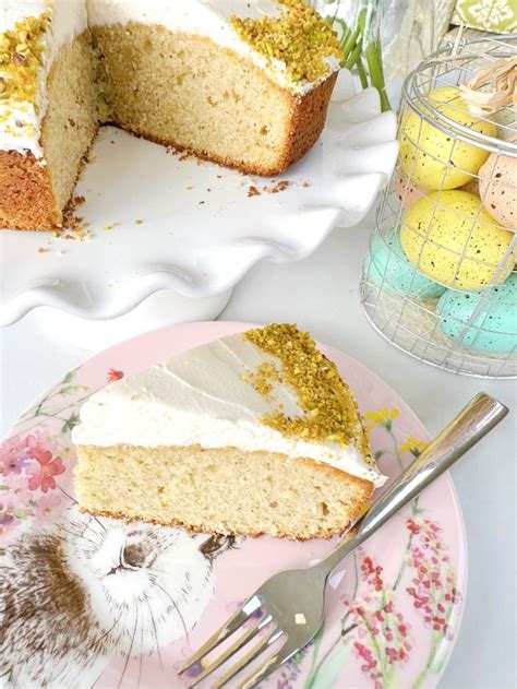 Pistachio Cake With Mascarpone Frosting