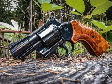 [Review] Colt Python: Truly The Best Revolver? - Pew Pew Tactical