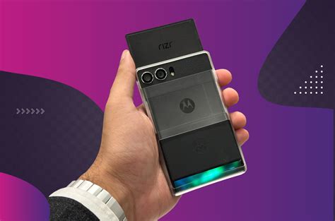 Motorola Rizr Rollable Phone Roll With The Future