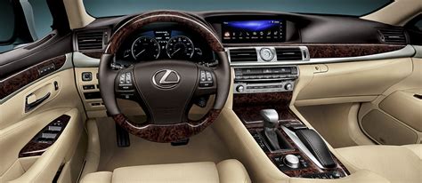 LS 460 - Lexus