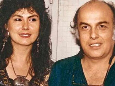 Pooja Bhatt On Parents Mahesh Bhatt And Kirans Love Story देखते ही