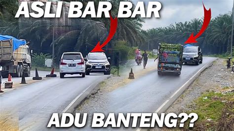 Jantungan Liat Aksi Para Sopir Di Tanjakan Bukit Kodok YouTube