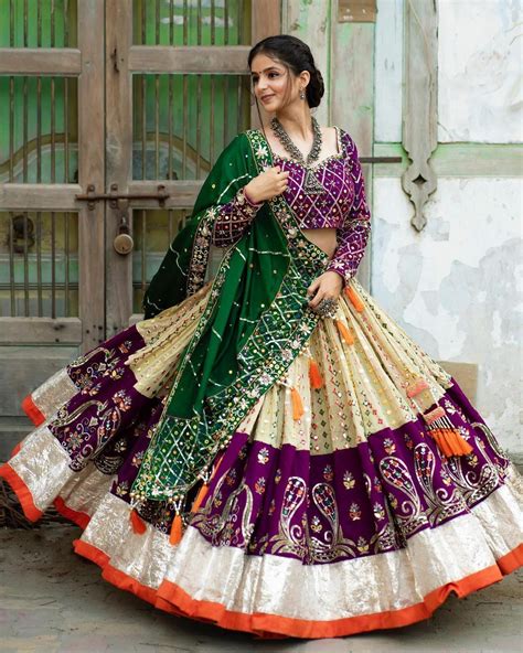 Designer Navratri Chaniya Choli Bollywood Chaniya Choli Garba Dress