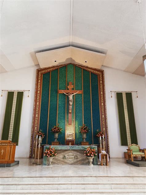 Holy Family Catholic Church - Artesia, CA