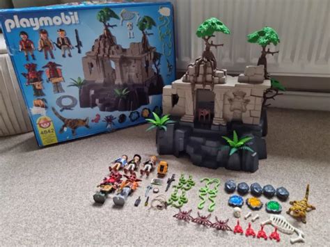 Playmobil Rare Jungle Treasure Temple With Temple Guards And