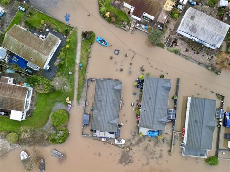 Live updates - Flood warnings in force across Nottinghamshire | West ...