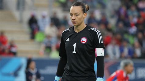 Christiane Endler anuncia su retiro de la Selección Chilena 24horas