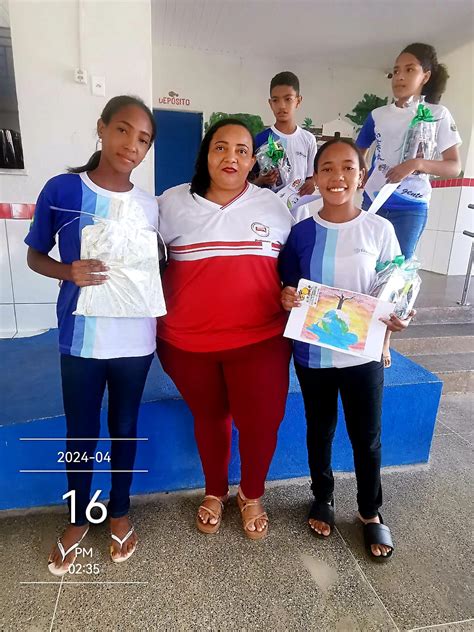 Alunos Do Col Gio Eldan Veloso Recebem Premia Es Por Desenhos Sobre O