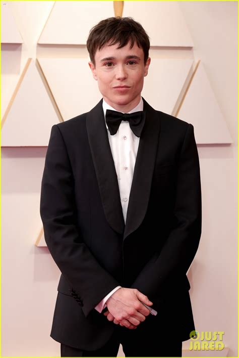 Photo: elliot page looks sharp gucci tux at oscars 11 | Photo 4734457 ...