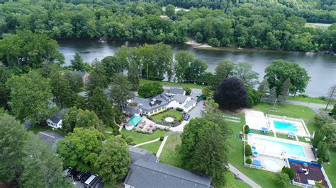 Christian Retreat Center Serves NJ + PA for Corporate Retreats + Summer Camps + Conferences