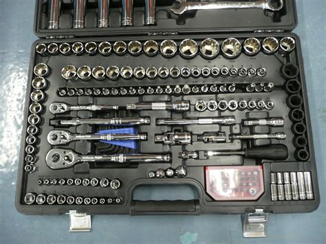 Halfords Advanced Spanner And Socket Set Metric And Imperial Sizes