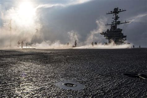 Picture of the Day: Flight Deck Catapult Testing on the USS Harry S ...