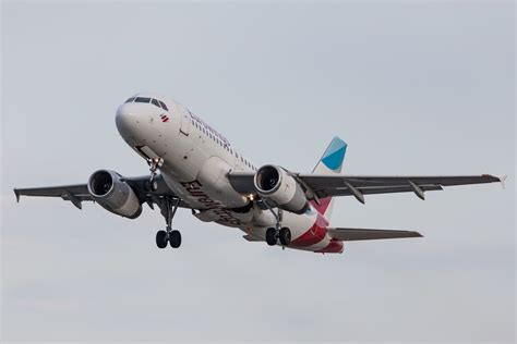 Hamburg Airport Eurowings Ew Ewg Airbus A A Flickr