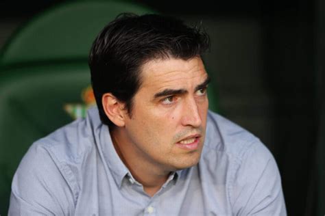 Andoni Iraola: What Basque coach brings to Bournemouth - The Athletic