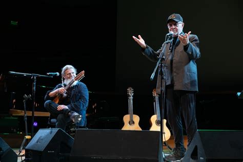 Le N Gieco Y Gustavo Santaolalla Cerraron Un Notable Homenaje A De