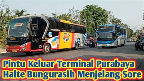 Pintu Keluar Terminal Purabaya Halte Bungurasih Jam Sibuk Menjelang