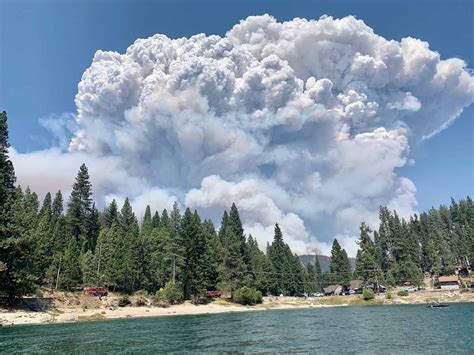 Creek Fire Grows Rapidly Near Huntington Lake California Wildfire Today