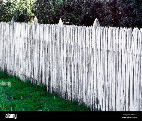 White Wooden Picket Fence Stock Photo - Alamy