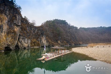 한반도 뗏목마을 관광 정보와 주변 관광 명소 및 근처 맛집 여행 정보