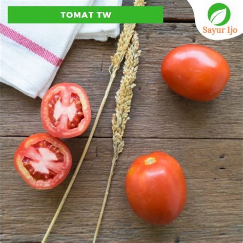 Jual Tomat Merah TW 450 500 Gram Fresh Lokal Tomato Sayur Hijau Buah