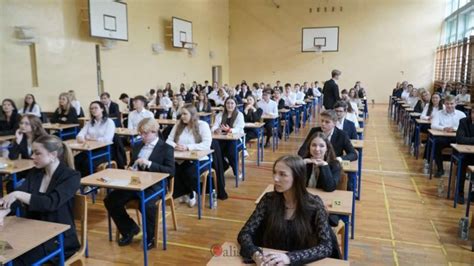 Calisia pl Znamy wyniki matur Jak poszło uczniom i uczennicom