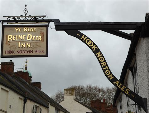 English Buildings: Banbury, Oxfordshire