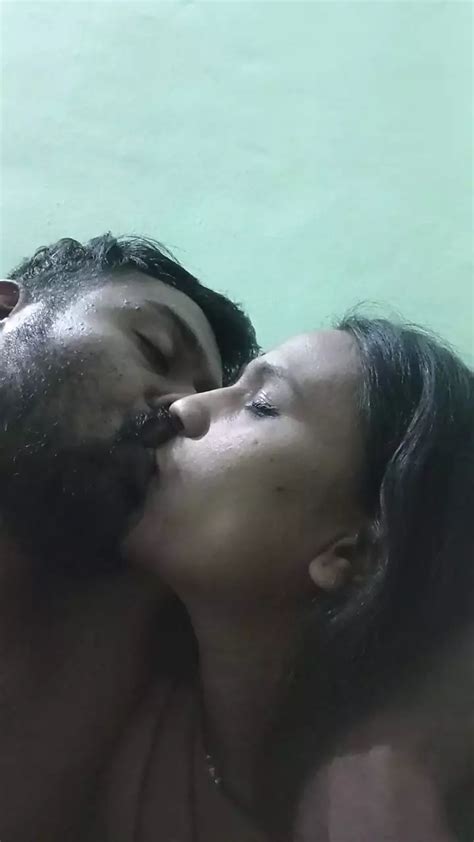 Free Indian Pussy Eating Porn Videos Xhamster
