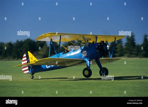 Old American Trainer Biplane Boeing Pt Kaydet Stearman Model