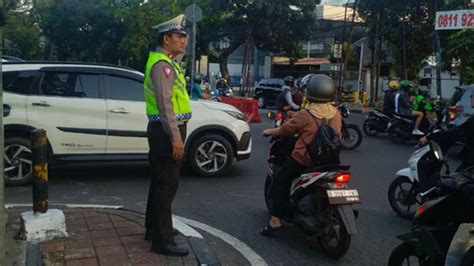 Ganjil Genap Jakarta Juni Transportasi Umum Jadi Solusi News