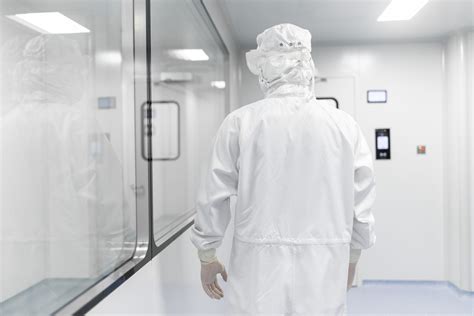 Cleanroom Reusable PPE: What They Are and How to Sterilize - Cleanroom