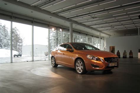 Volvo S Debuts In Australia Autoevolution