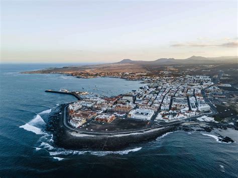 Fuerteventura Airport Transfers - Lifts To