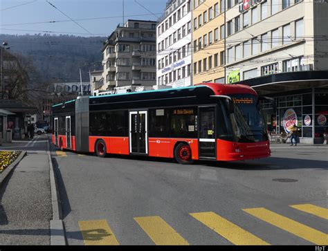 VB Biel Hess Trolleybus Nr 98 Unterwegs Auf Der Linie 4 In Der Stadt