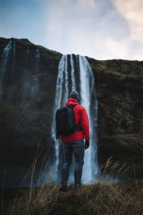 Outdoors in Iceland - Safetravel