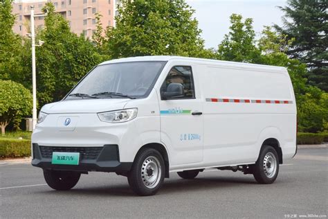 图飞碟 U6 2 7T 2座 4 746米纯电动厢式运输车38 64kWh 实拍图片 1706965 卡车之家