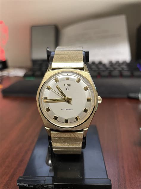 Help identifying vintage Elgin | WatchUSeek Watch Forums