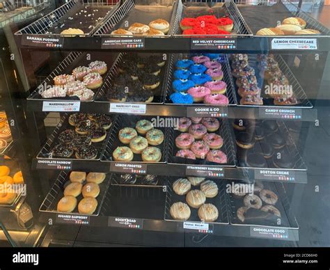 Dunkin Dunkin Donuts Fotografías E Imágenes De Alta Resolución Alamy