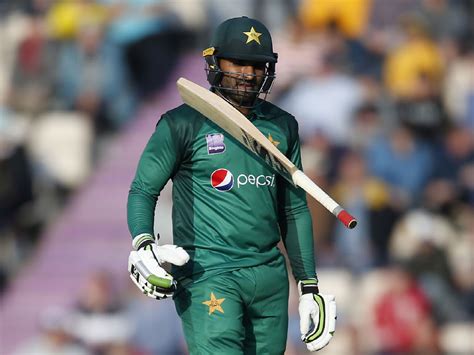 Asif Ali Is What Pakistan Needs Says Ex Captain Sports Business