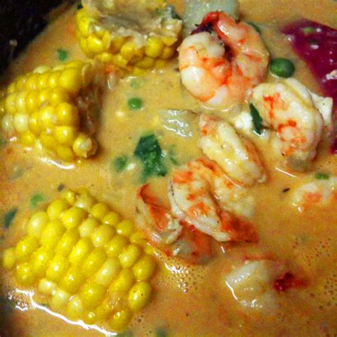 Chupe de Camarones (Peruvian Shrimp Chowder)